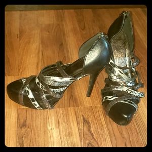 Black heels with fashionable straps